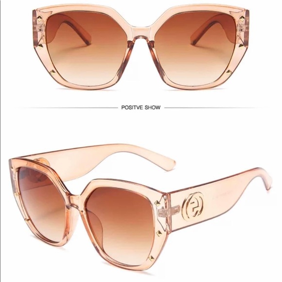 Oversized High Fashion Sunglasses - Picture 2 of 10